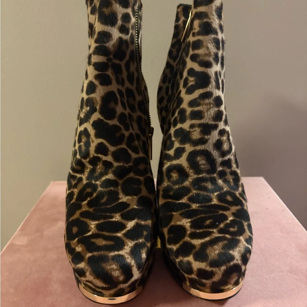 Brand New without Box Michael Kors Leopard Platform Boots Size 9 - Picture 4 of 8